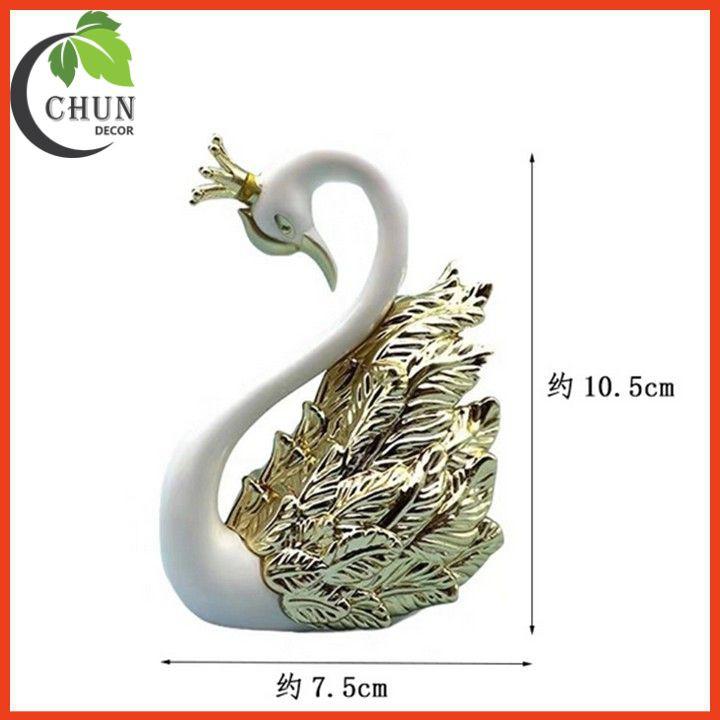 Thiên nga nhựa trang trí kệ tủ, kệ gắn tường, làm quà lưu niệm