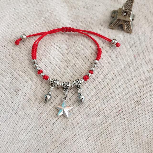 Vòng tay HandMade dây đỏ ngôi sao