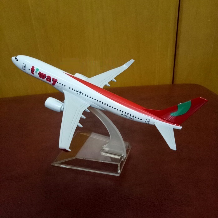 Mô hình máy bay tĩnh B737 T-way 16cm