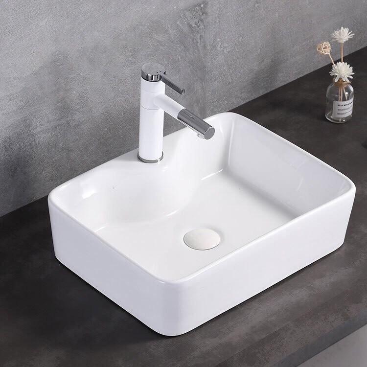 Chậu sứ lavabo trắng kiểu vuong có lỗ vòi gắn trên