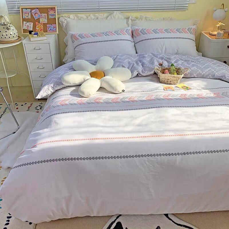 Bộ Chăn Ga Gối Cotton Living 100%cotton Hàng Nhập Khẩu Cao Cấp Mẫu Kẻ Thổ Cẩm Trắng Đơn Giản Độc Lạ