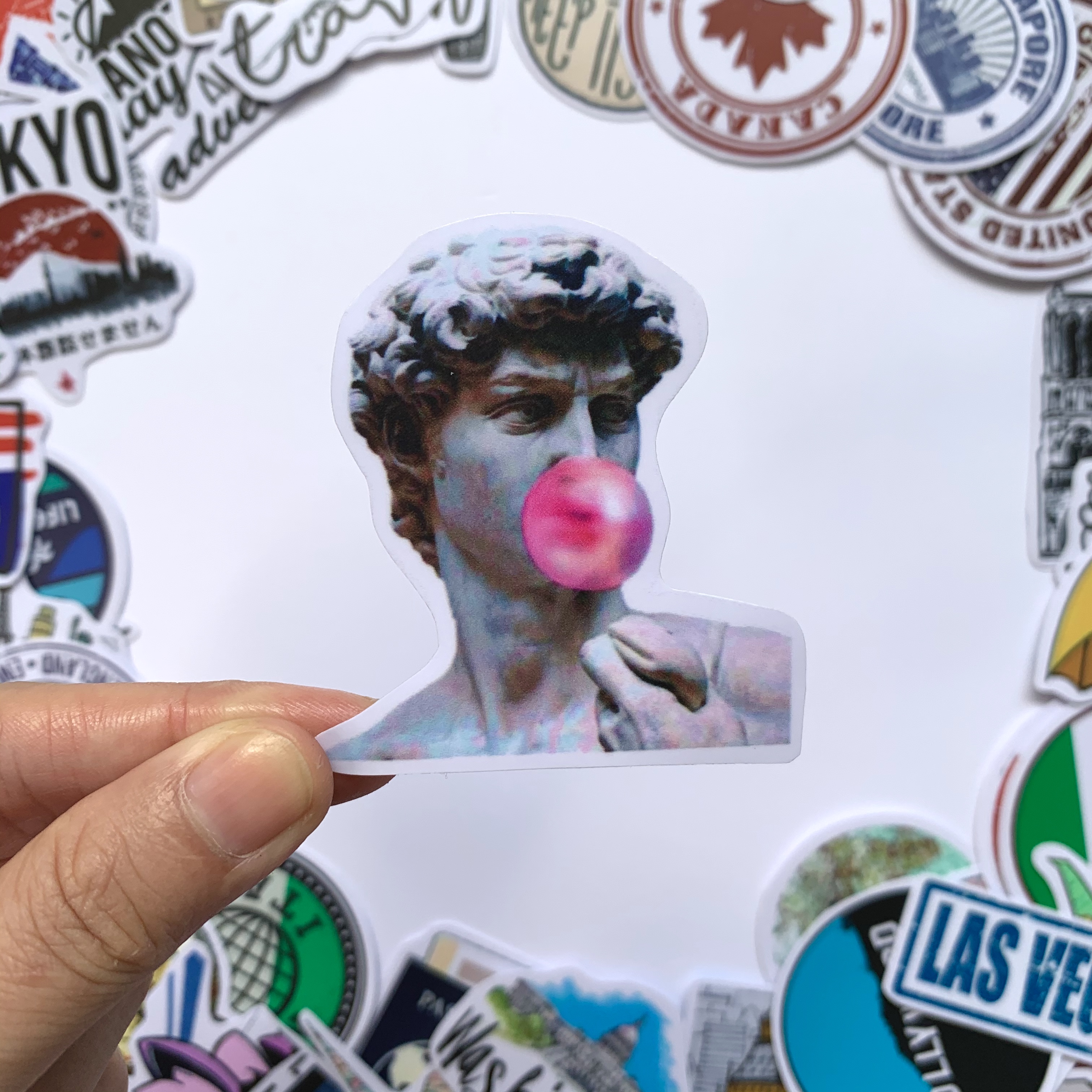 Sticker TRAVEL - DU LỊCH - Dán Trang Trí - Chất Liệu PVC Cán Màng Chất Lượng Cao Chống Nước, Chống Nắng, Không Bong Tróc Phai Màu