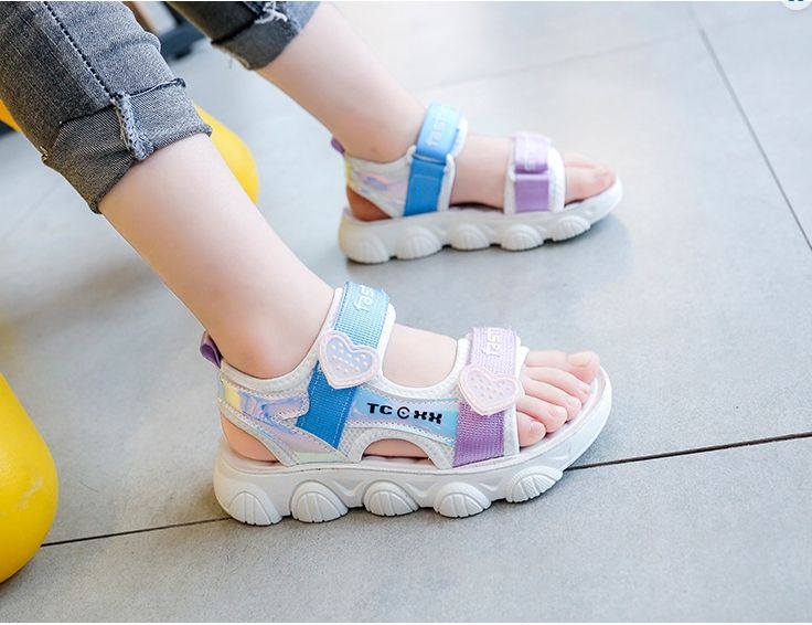 Sandal bé gái da mềm đế êm hình trái tim Dép Xăng đan bé gái Mẫu mới TTL124