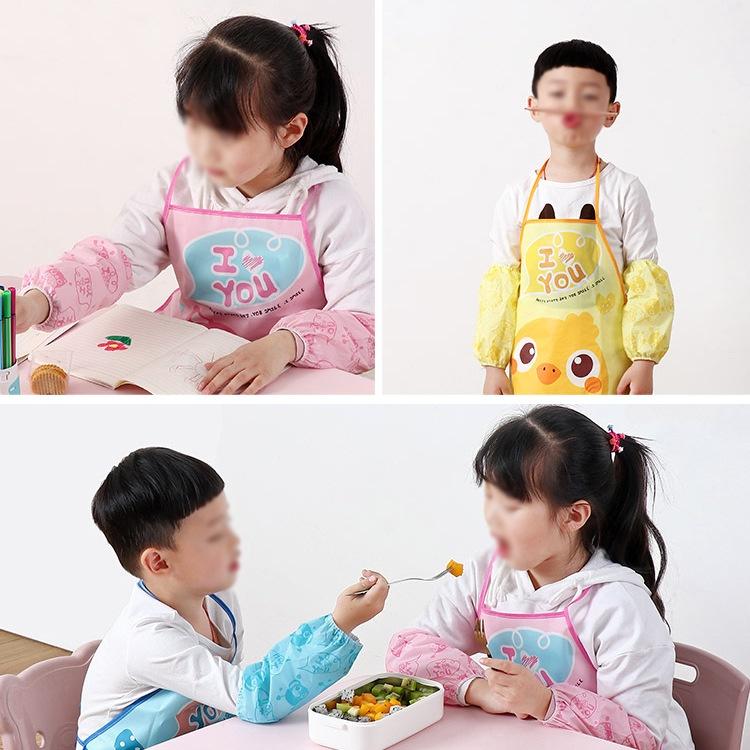 Bộ tạp dề cho bé gồm tạp dề thân và bọc tay chống bám bẩn khi nấu ăn
