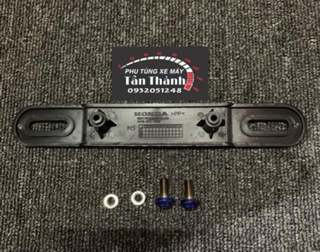 Bảng tên Titan dành cho Wave kèm bass ốc