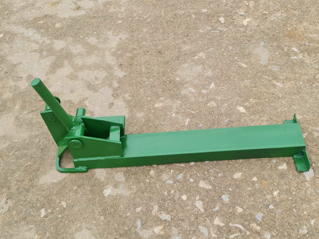 Vam bẻ mỏ sắt cây phi 18