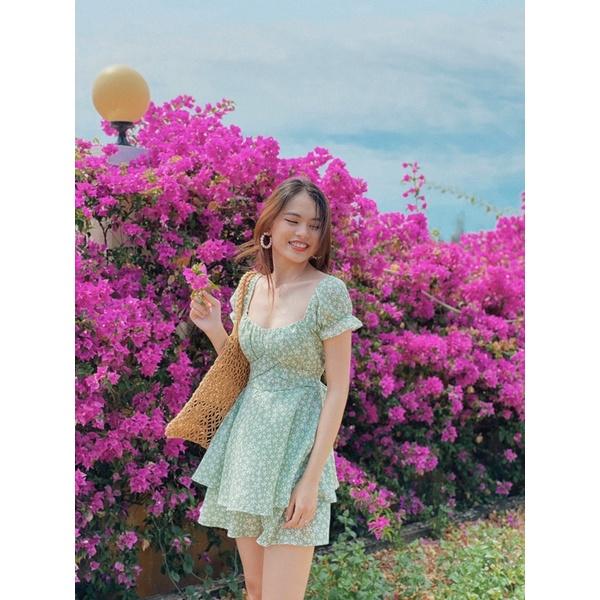 Jumsuit hoa hai tầng