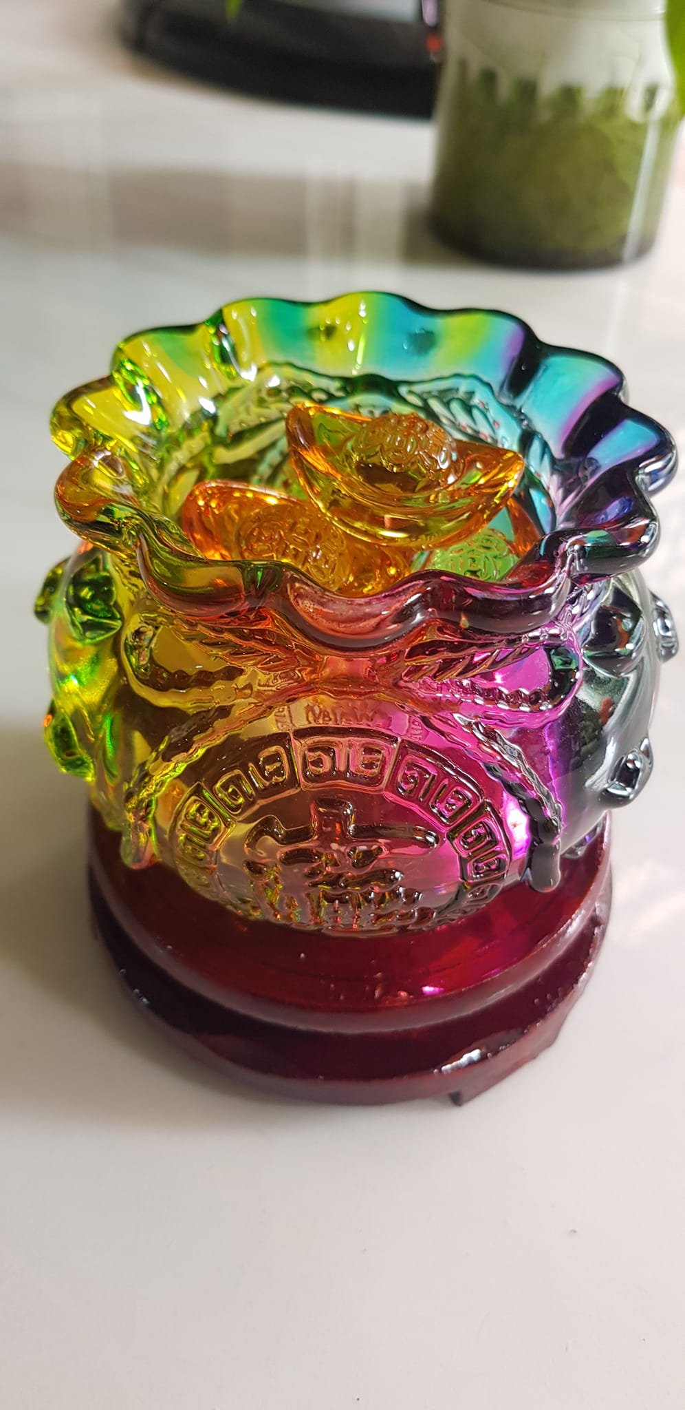 Tượng Phong Thủy Thố tụ tài tứ quý tài lộc mới màu tứ quý sáng đẹp 10 thỏi xiền vàng đá lưu ly tự nhiên đế gỗ size trung đk 11cm Cao 11cm cả đế thố cao 7,5cm Mệnh Kim Mộc Thủy Hỏa Thổ đặt bàn làm việc bàn thờ thần tài có ý nghĩa trong việc tăng tài vận ạ