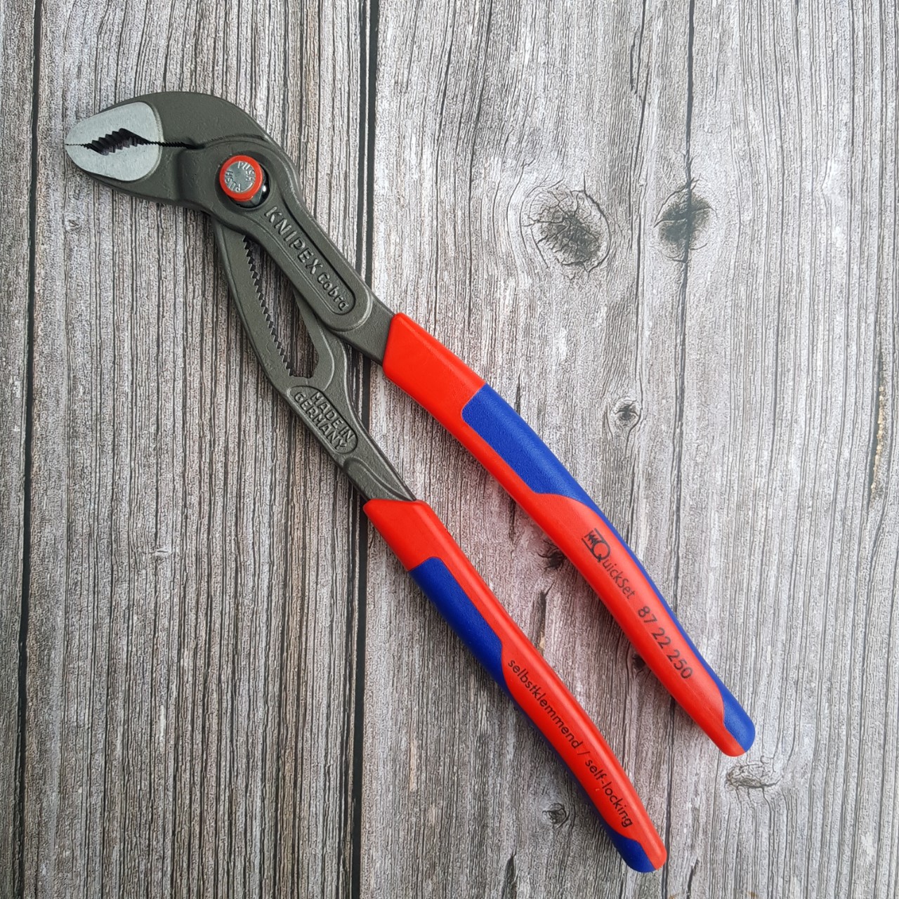 Kìm Nước Cobra Quickset KNIPEX - 87 22 250