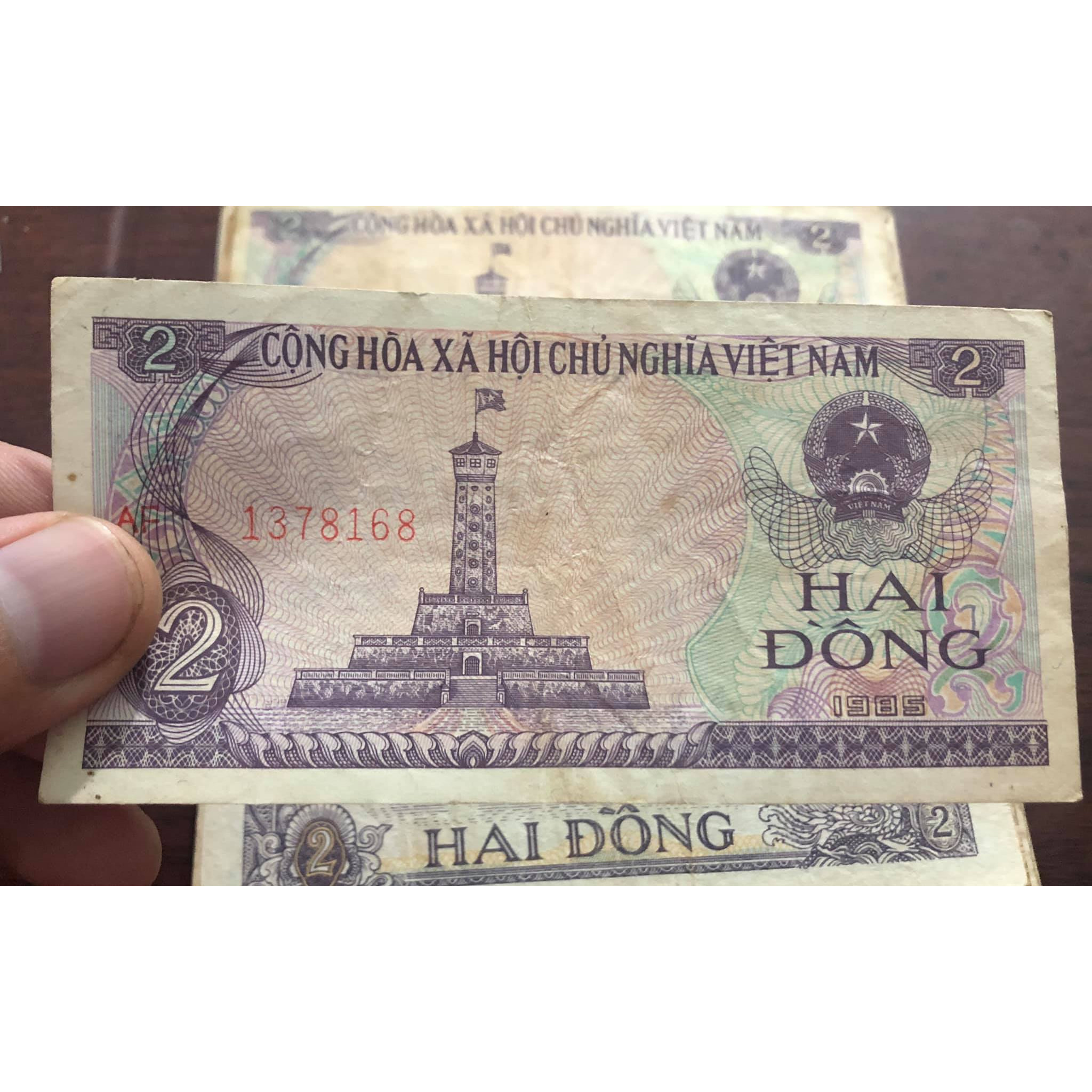01 tờ tiền mệnh giá 2 đồng Việt Nam xưa, tặng kèm bao nilong bảo quản