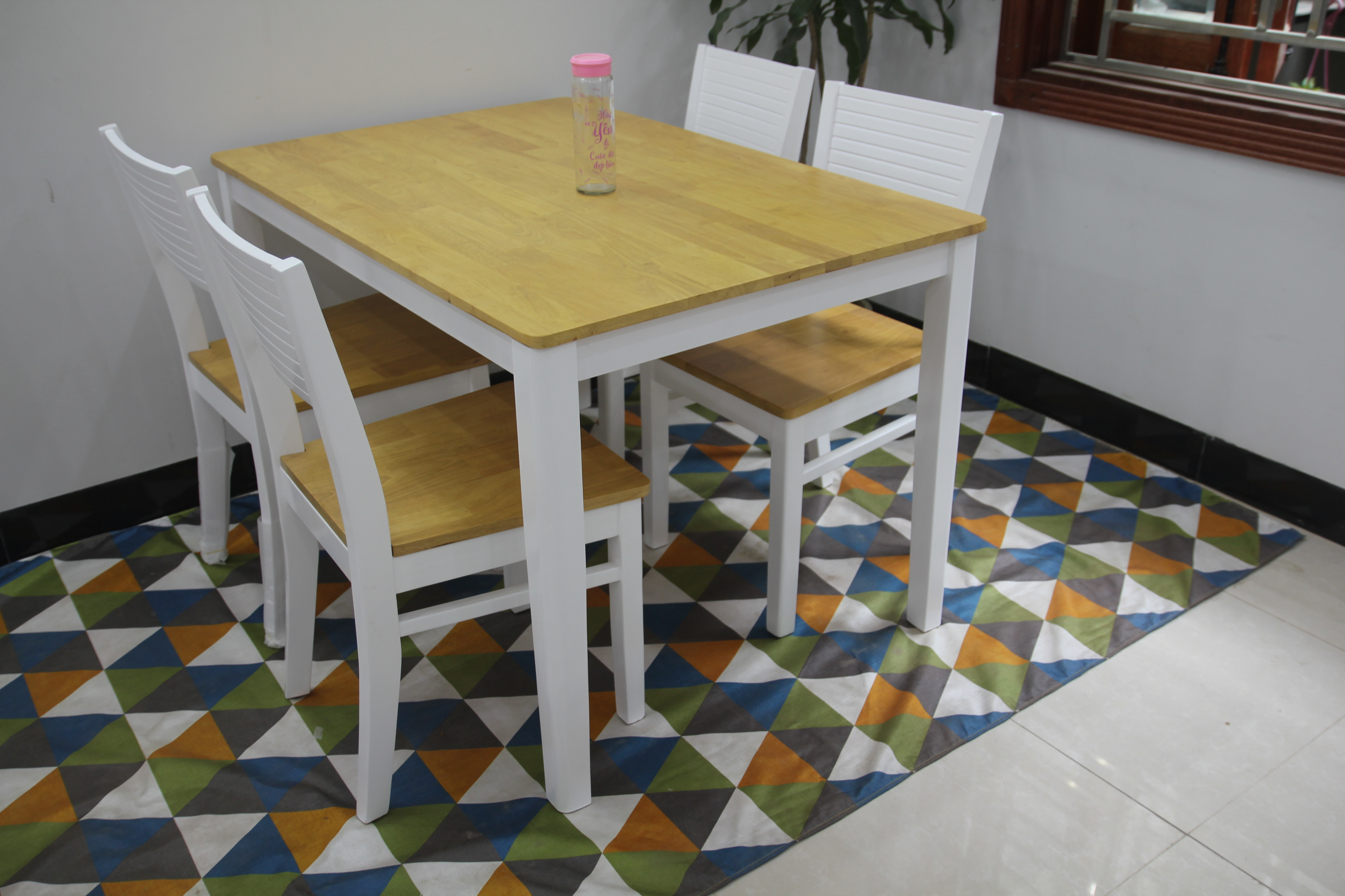 BỘ BÀN ĂN CHERY 4 GHẾ