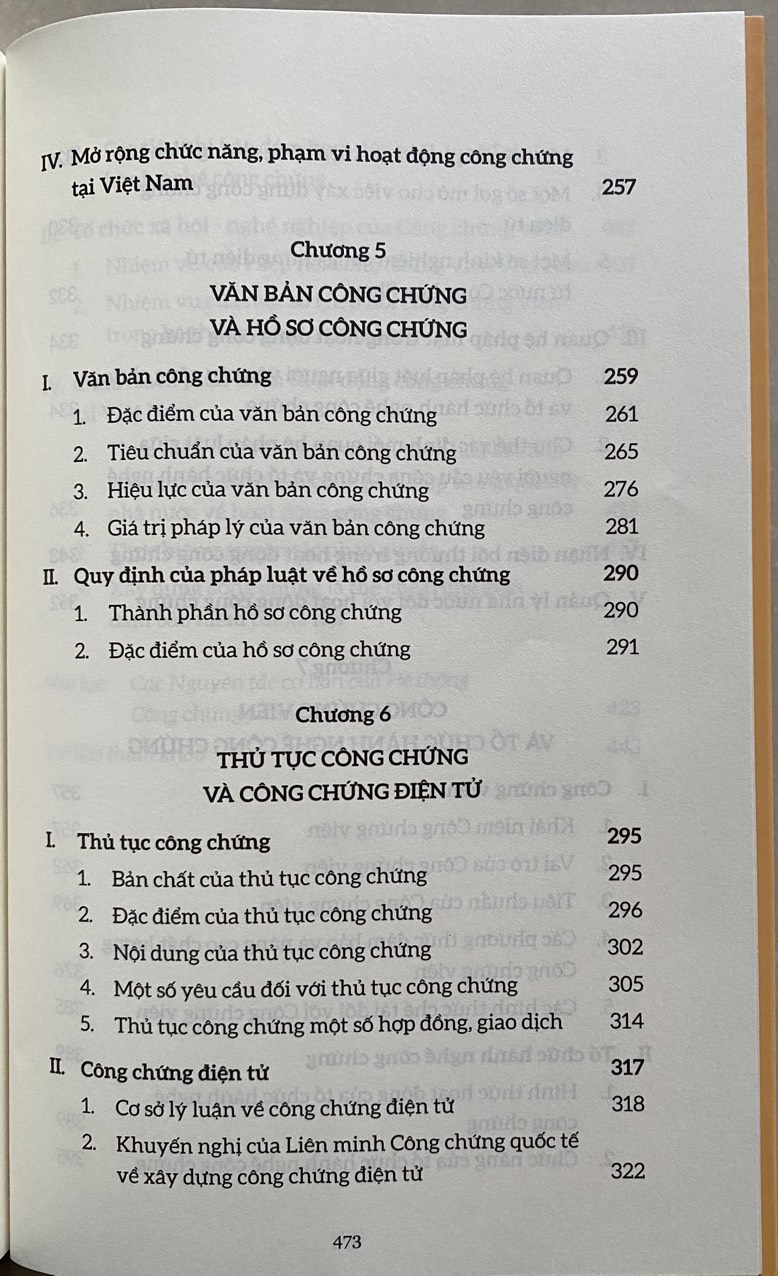 Hoạt Động Công Chứng: Những Vấn Đề Lý Luận và Thực Tiễn