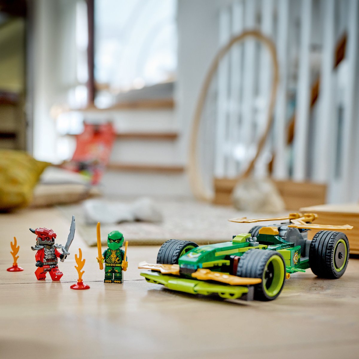 Đồ Chơi Lắp Ráp Xe Đua Của Lloyd LEGO NINJAGO 71828 (181 Chi Tiết)