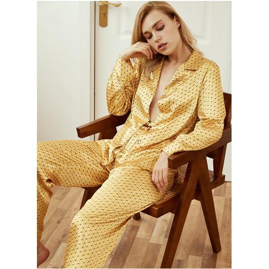 Bộ Pijama lụa cao cấp Quảng Châu nhiều màu lựa chọn, chất vải lì mướt tay, mặc nhẹ tênh, cảm giác mát lạnh, size M,L,XL. Hàng bao đẹp.