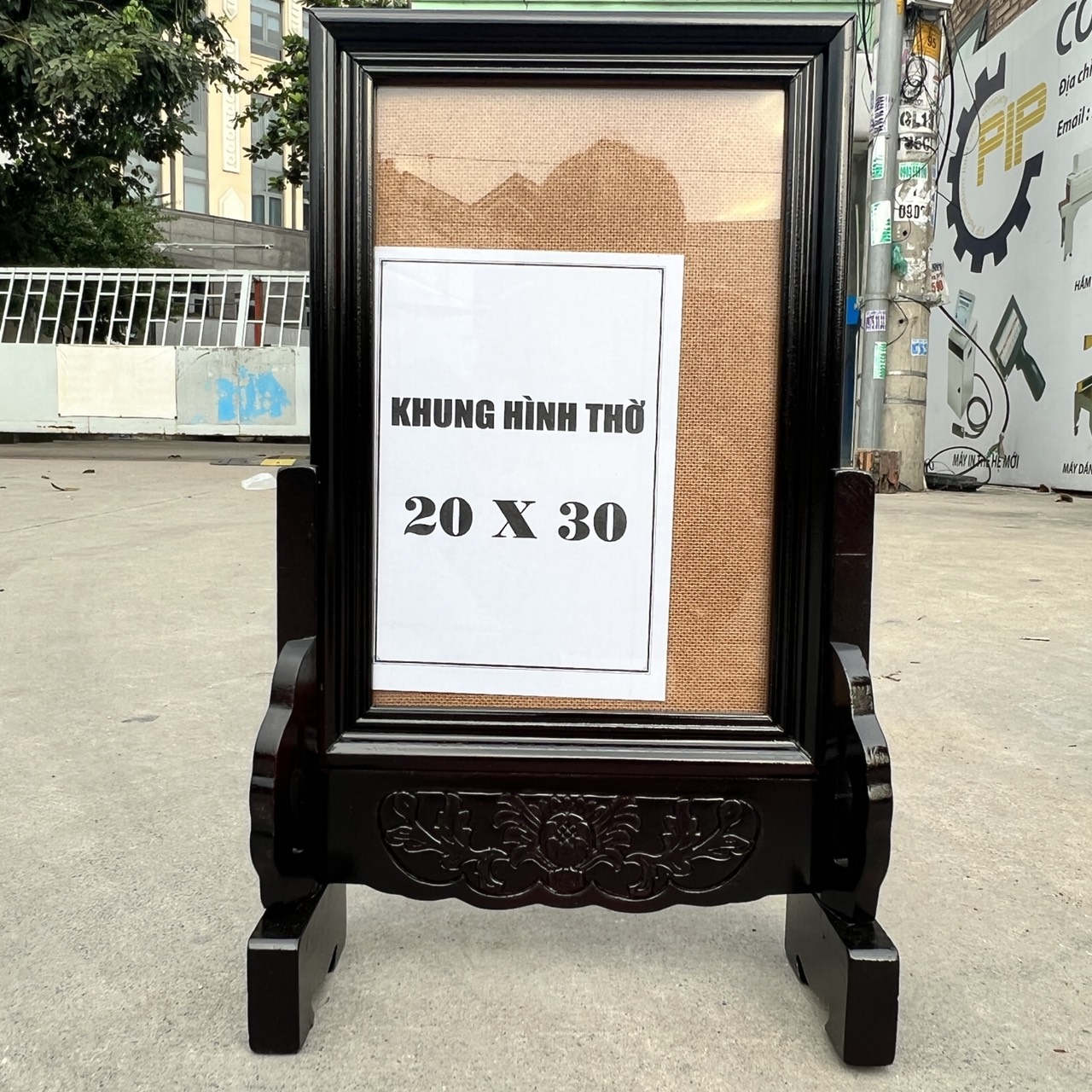 Khung ảnh thờ gia tiên gỗ tràm bông vàng để ảnh 25cmx30cm