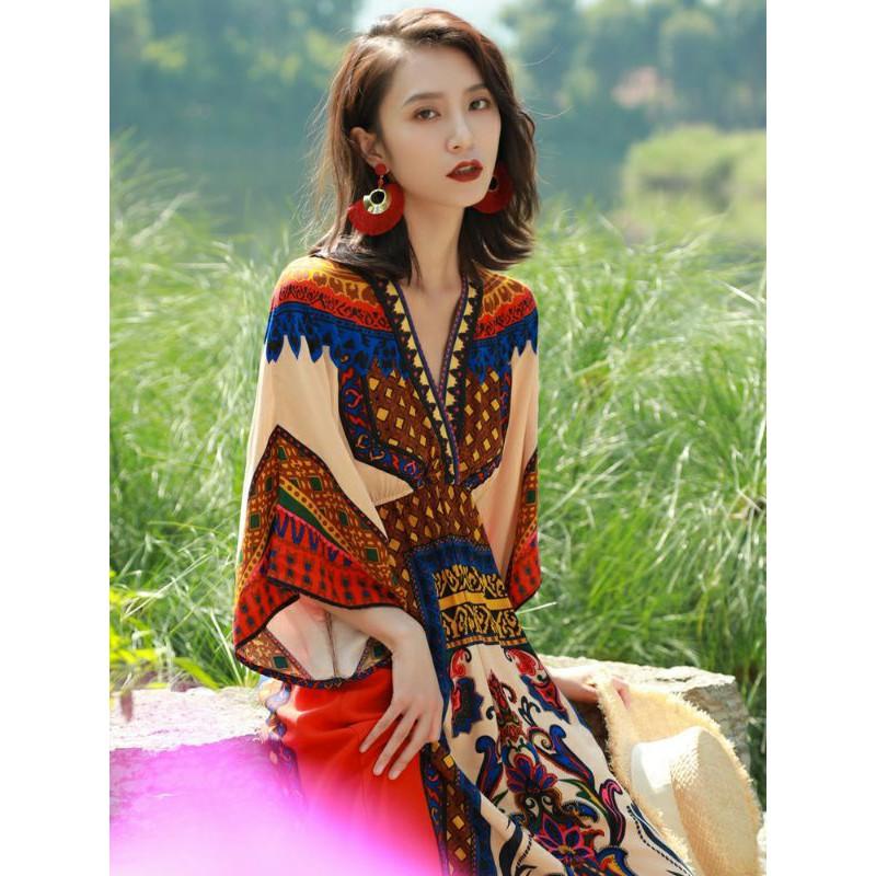 Váy Du Lịch Thổ Cẩm Cổ V