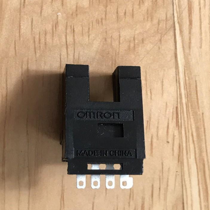 Cảm biến quang EE-SX673 .