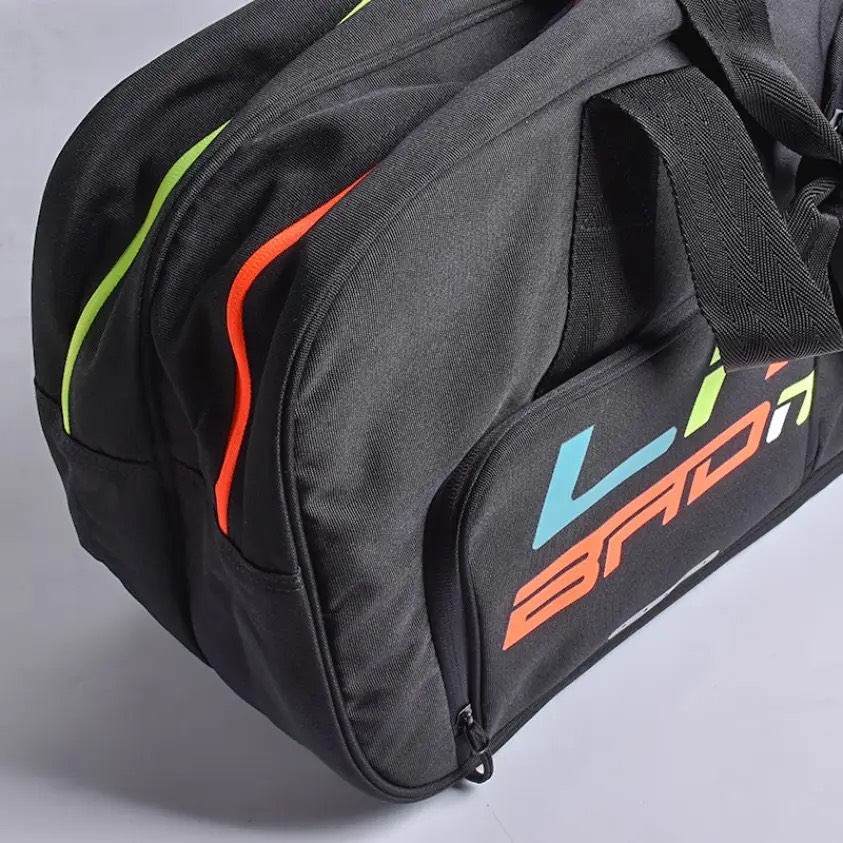 Túi trông đựng vợt thể thao Lining ABJR024-1 mẫu mới màu đen quai sách chắc chắn