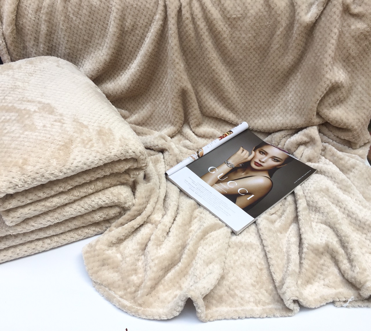 Mền lông cừu Thái Lan vân hạt bắp vải microfiber nặng 1.2 kg cao cấp A - mềm mại, ấm áp, kích thước 1m7x2m