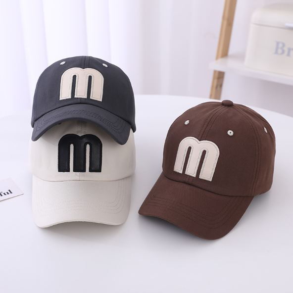Mũ lưỡi trai họa tiết chữ M Chất Bông mềm mịn kiểu dáng hàn quốc cho bé 2 tuổi - 6 tuổi