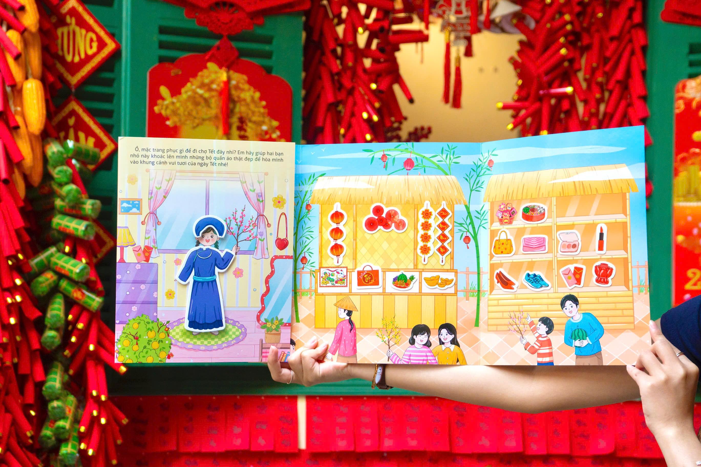 Sách - Sách Khổng Lồ Về Tết - Em Đi Chợ Tết - Bìa Cứng