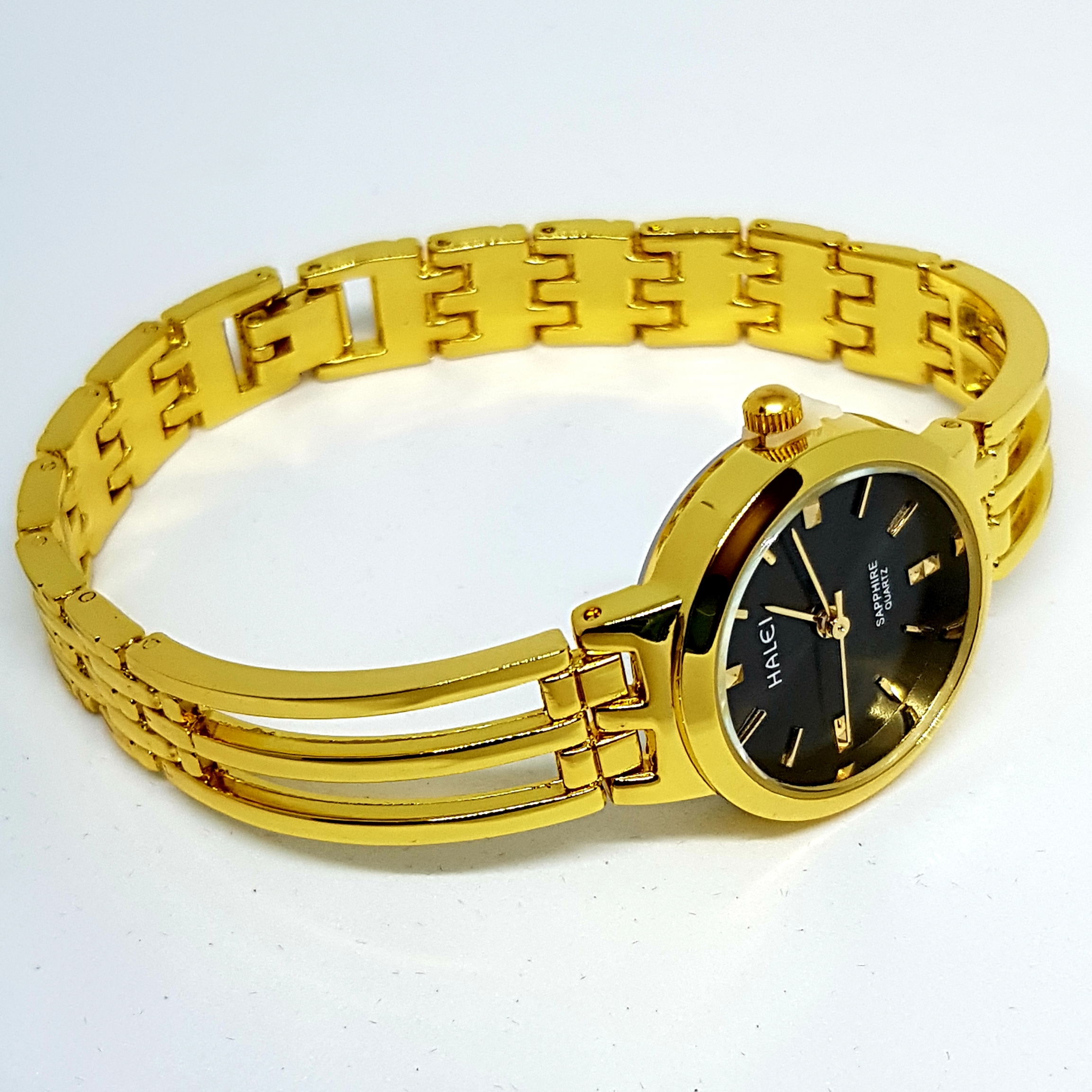 Đồng Hồ Nữ Mặt Đen Halei 25MM