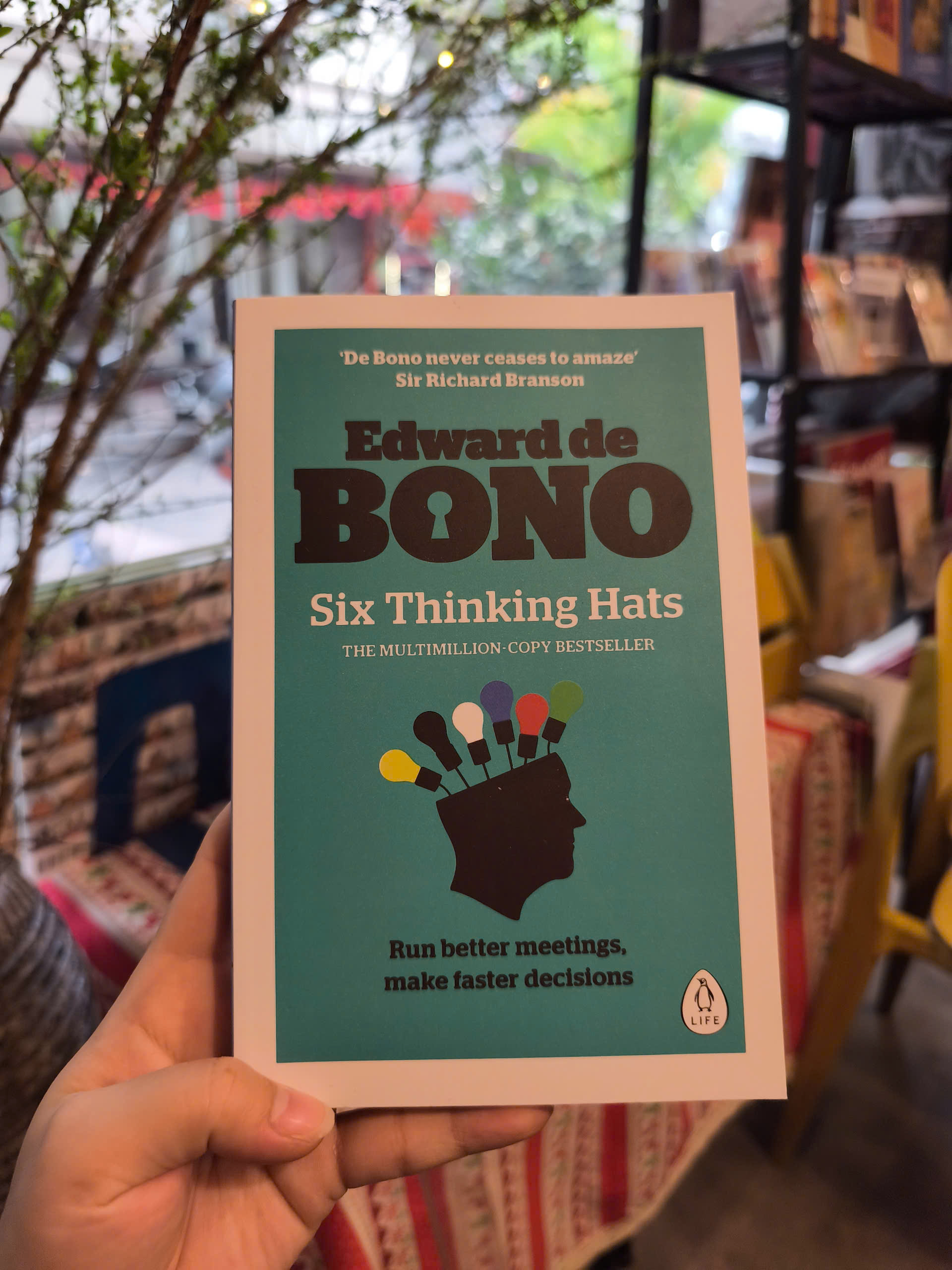 Sách - Six Thinking Hats by Edward de Bono - Business/Nonfiction/Psychology - Sách Ngoại Văn