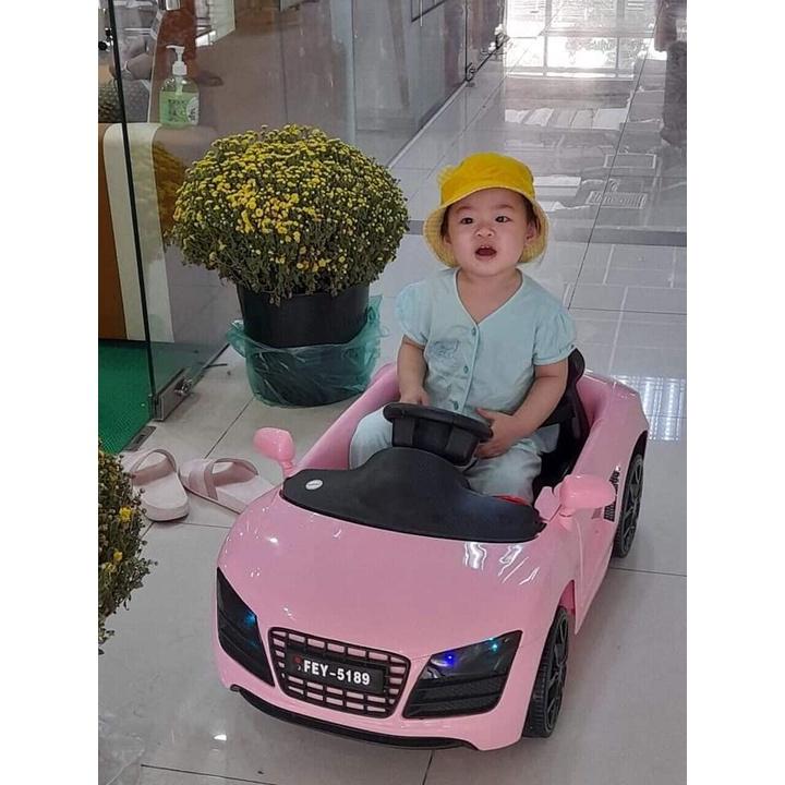 Ô tô xe điện AUDI FEY 5189 đồ chơi vận động cho bé tự lái và remote từ xa
