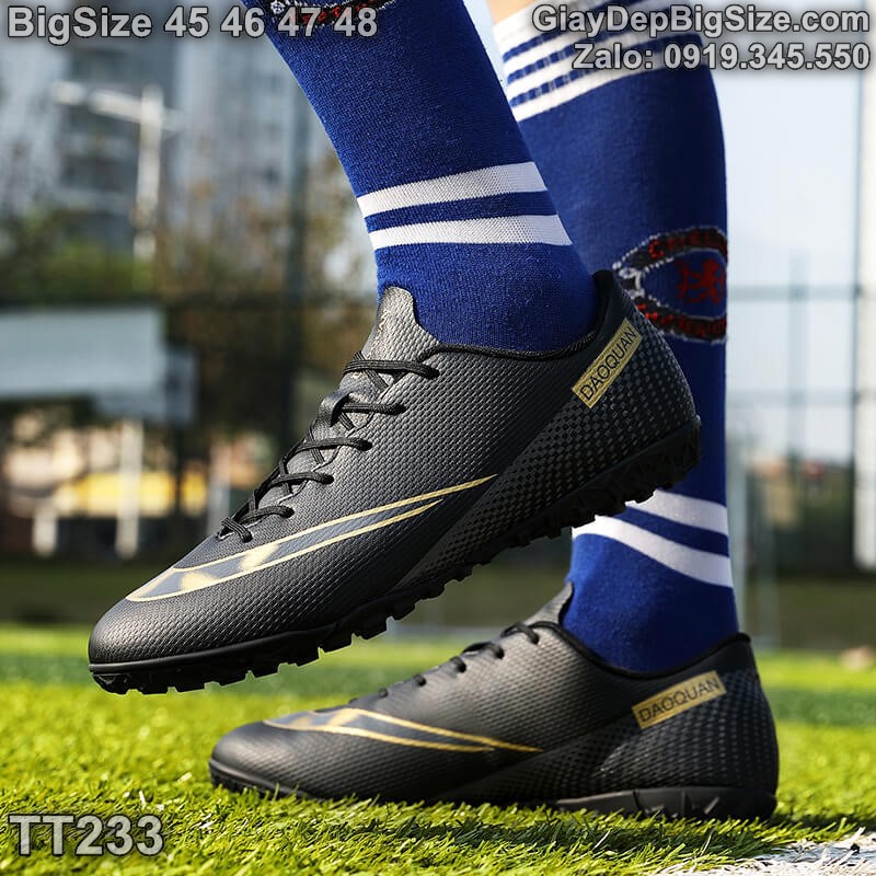 Giày đá bóng sân cỏ nhân tạo cỡ lớn 45 46 47 48 cho nam cao to chân ú bè. Big size soccer shoes for wide feet