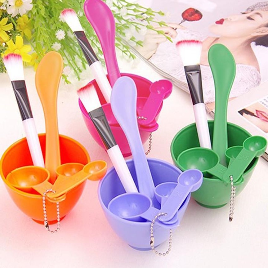 Bộ chén cọ đắp mặt nạ tại nhà