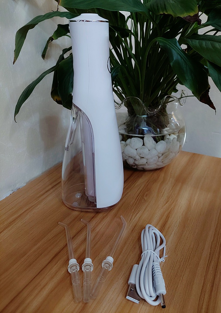 MÁY TĂM NƯỚC NHA KHOA CẦM TAY SEAFAR W8001, MÁY TĂM NƯỚC THẾ HỆ MỚI,VỆ SINH RĂNG MIỆNG TIỆN LỢI