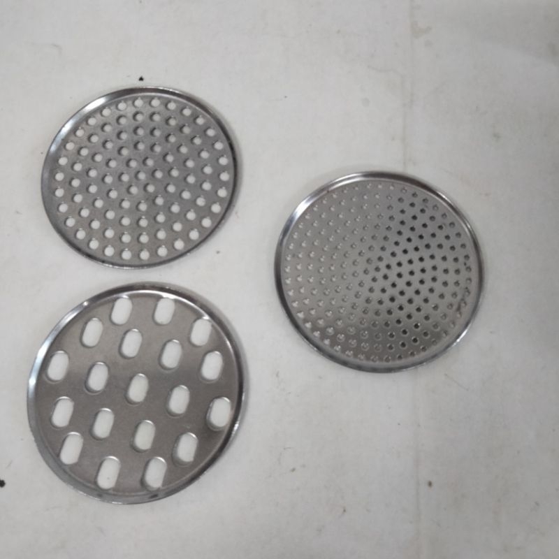 Dụng cụ nghiền khoai tây, ép củ quả, làm bún mì, chả cá... 3 vỉ khuôn