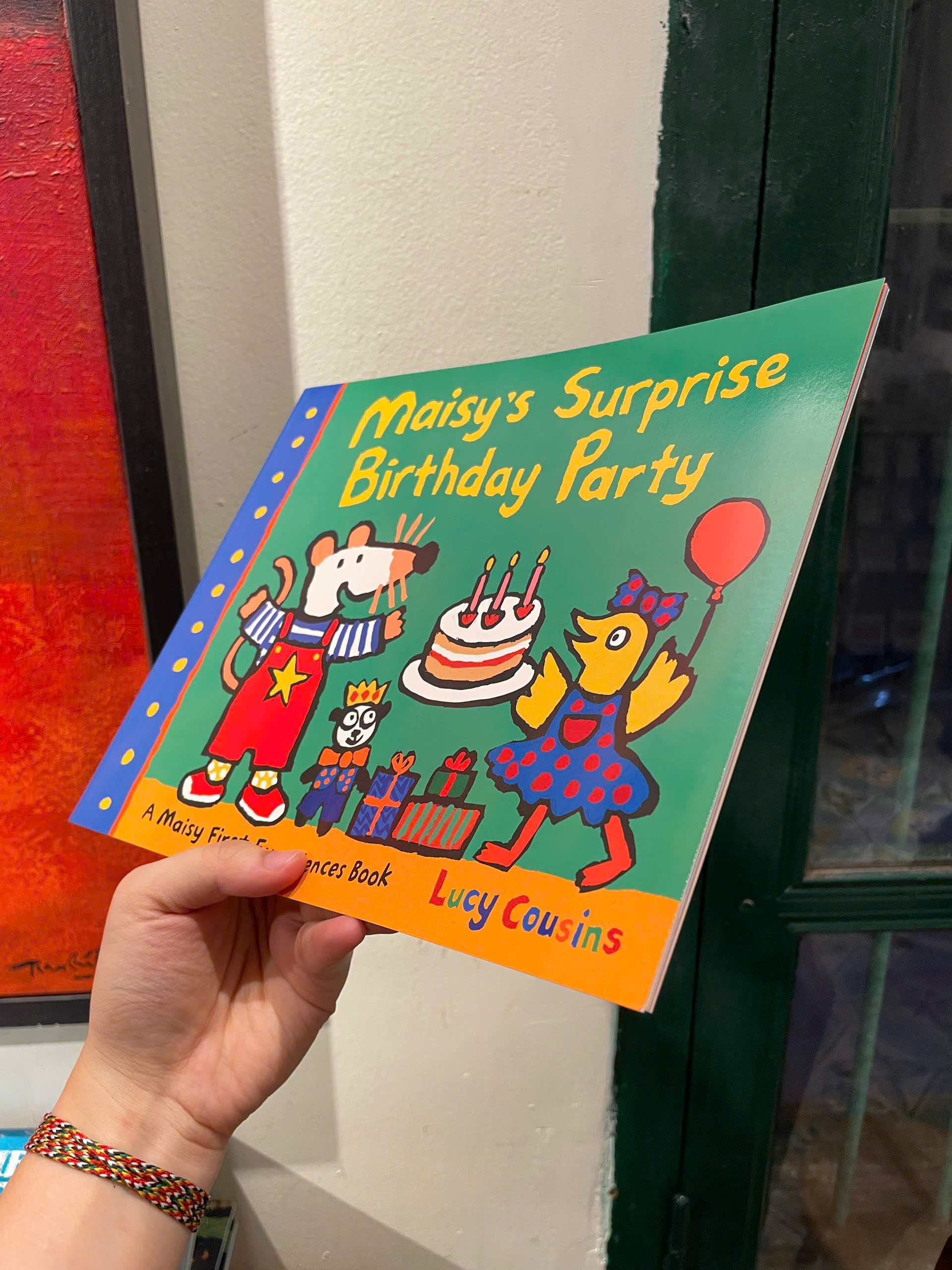 Maisy's Surprise Birthday Party by Lucy Cousins - Children Picture book in English