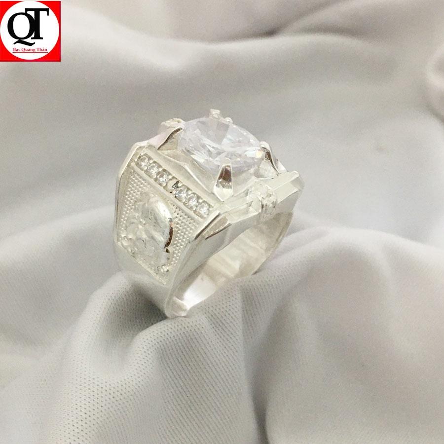 Nhẫn nam bạc ta đá ovan màu trắng Bạc Quang Thản - QTNA64