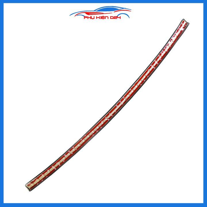 Ốp chống trầy cốp Ertiga 2019-2020-2021-2022 inox sáng bóng bảo vệ xe chống va đập