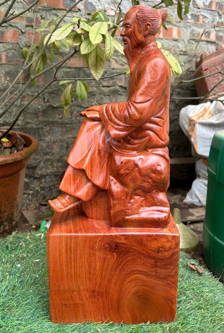 Tượng thầy chu văn an gỗ hương đá cao 50x20x17cm