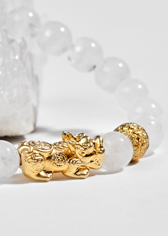 Hình ảnh Vòng Đá Thạch Anh Ưu Linh Trắng Phối Charm Bạc (8mm) Ngọc Quý Gemstones