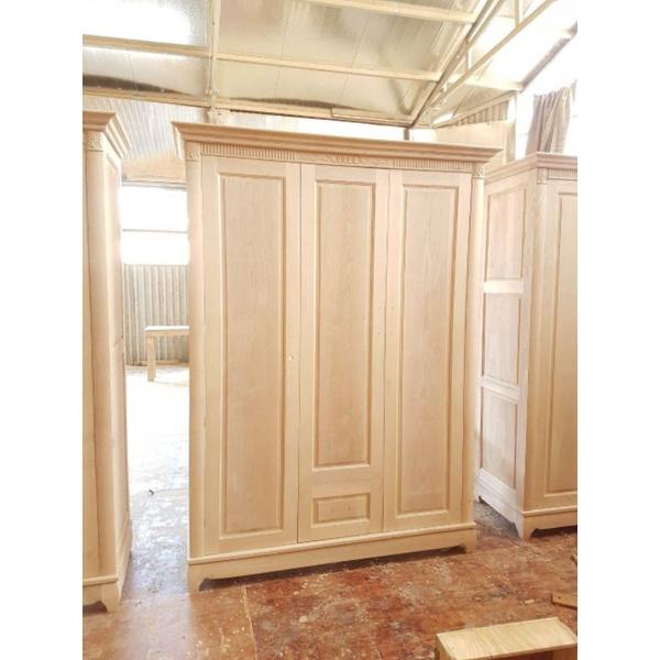 tủ gỗ sồi 4cánh kt dài 2m cao 2m 05 sâu 67