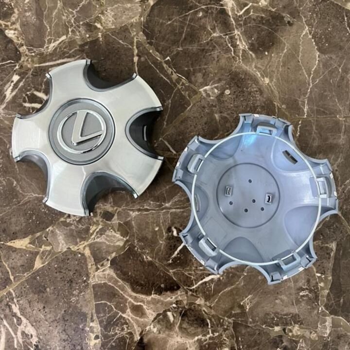 Logo chụp mâm, ốp lazang bánh xe ô tô Lexus LX470