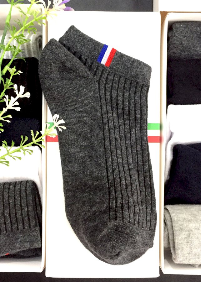 Hộp 5 đôi tất nam chống hôi chân khử mùi diệt khuẩn