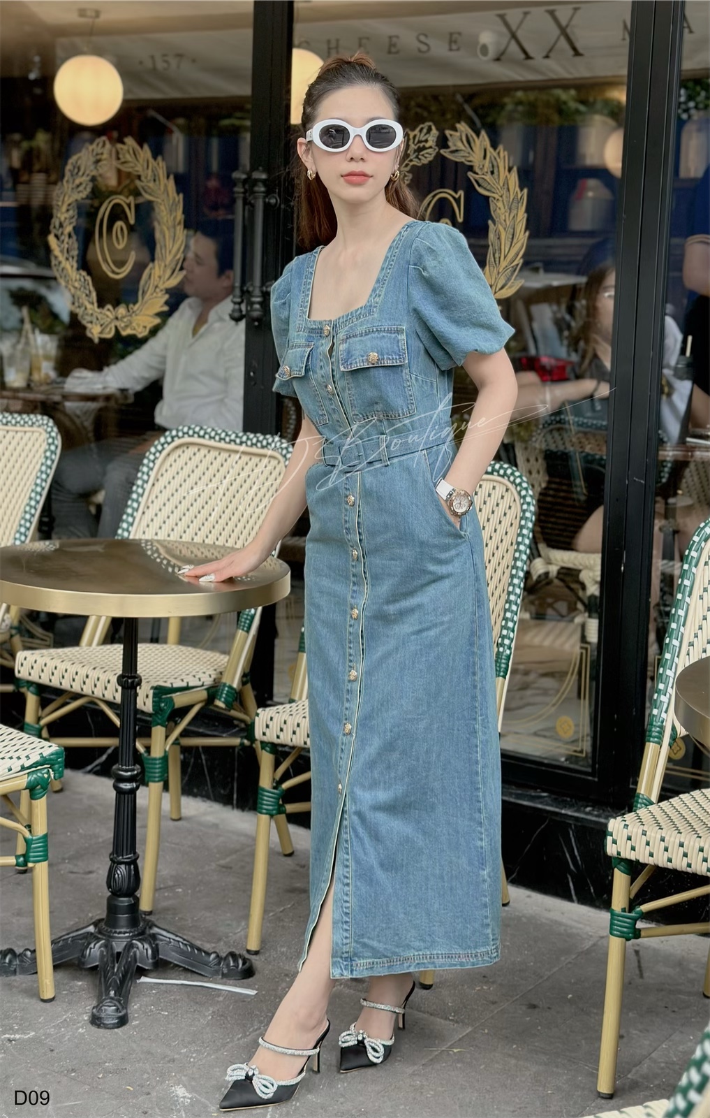 Váy Jean Cổ Vuông Denim