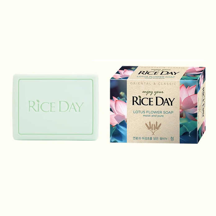 Xà phòng tắm và rửa mặt hương sen Rice Day Soap giúp cải thiện tình trạng mụn hiệu quả Hàn Quốc 100g