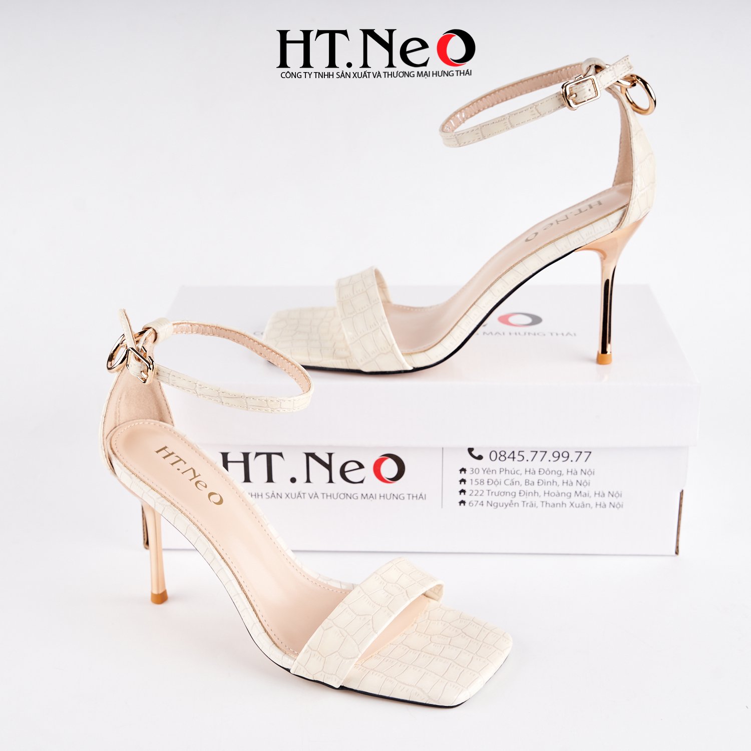 Sandal nữ da HT.NEO thiết kế đơn giản, sang trọng, trẻ trung, dễ phối đồ, tôn dáng SDN165