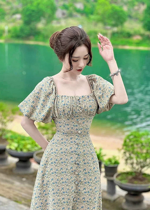 Đầm Lụa In Hoa Tay Phồng Đính Nút Bọc Thời Trang