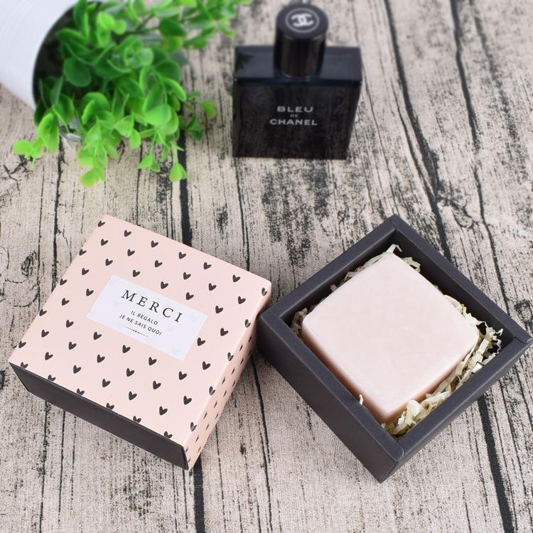 Hộp đựng quà hình vuông tự gấp Kích thước 9 8,7 4cm dạng ngăn kéo in chữ Merci làm quà tặng Q562 - Trái tim không ngủ