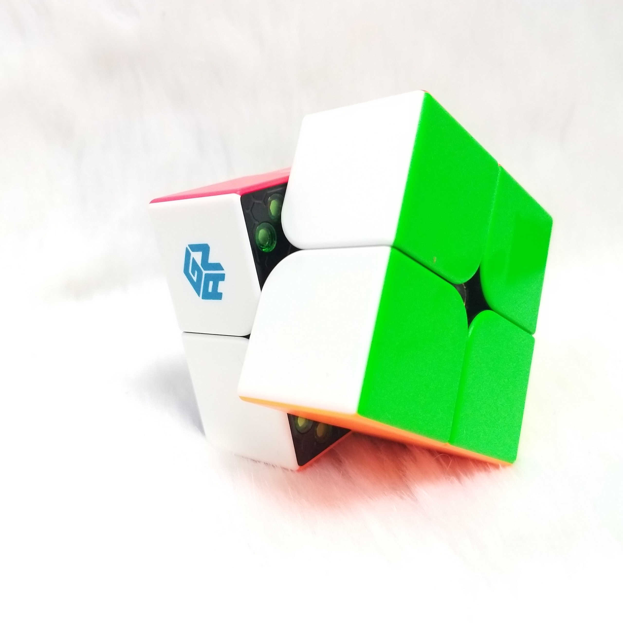 Rubik 2x2 GAN 251 M 2x2x2 stickerless hiệu Gan