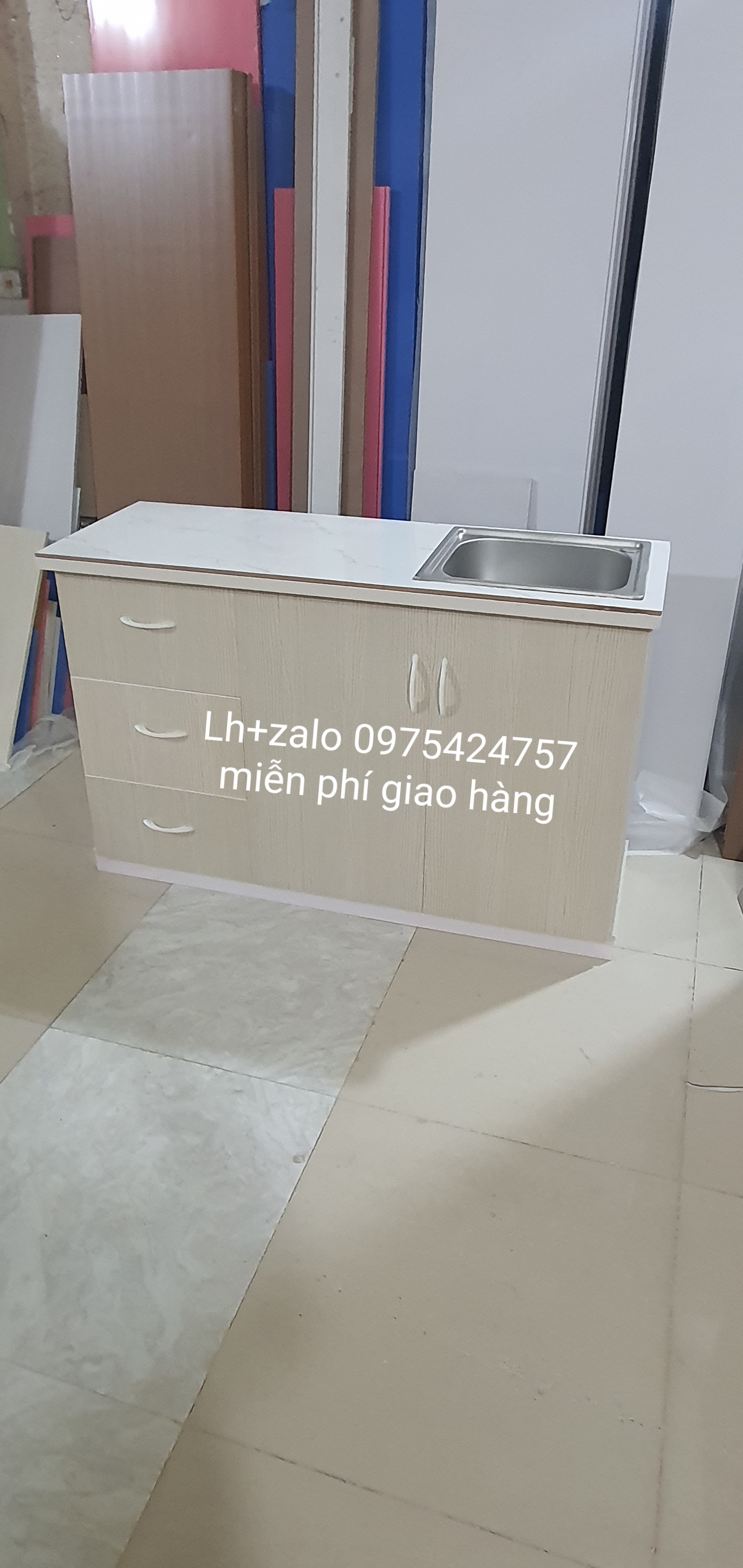 Tủ bếp mini sẵn bồn mặt gạch