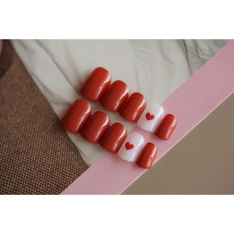 Bộ 24 móng tay giả Emic