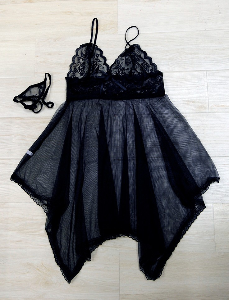 Váy Ngủ Ren hai dây + quần lót lọt khe