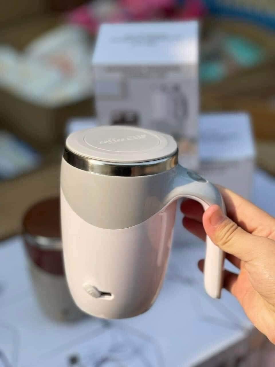 CỐC TỰ KHUẤY NAM CHÂM X168 MẪU MỚI